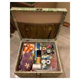 WWW205- Sewing Kit