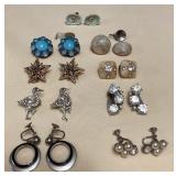 WWW301 Vintage Costume Jewelry Earrings & Brooches