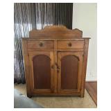 KKF032- Early American Hutch