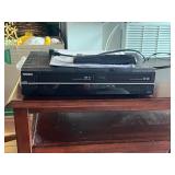 KKF090 Toshiba VHS and DVD player