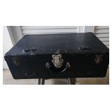 KKF144 - Vintage Traveling Trunk 