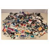 MMF135 Over 4 Pounds Of Lego’s