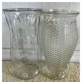 MMM087- 2 Glass Vases