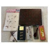 MMM135- Asian Lot Of Chopsticks And Mini Table