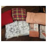 TTT024 Table Cloths And Household Goods