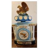 TTT091-Vintage 1972 Jim Beam Decanter Commemerating The Survivors Of Pearl Harbor