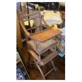 TTT137 Antique Oakwood High Chair