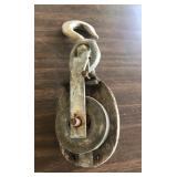 TTT235 - Vintage Block & Tackle Pulley
