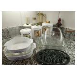 TTT269 Various Kitchen Items