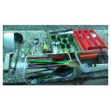 TTT283 - Vintage Eating & Cooking Utensils 