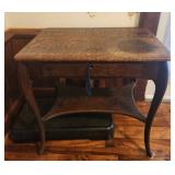 TTT364 Vintage Wooden Desk