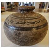 TTT539-Beautiful Piece Of Decorative Pottery 