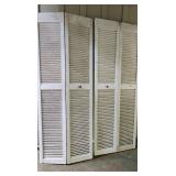 TTT557 - Pair of Bi-Fold Doors