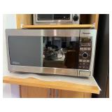 KFT033- Panasonic Microwave 