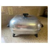 KFT073- Sunbeam Electric Frying Pan