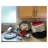 KFT075- Assorted Kitchen Goods 