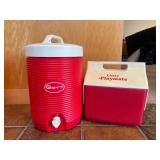 KFT089- Vintage Gott Beverage Cooler & Igloo Little Playmeat Cooler