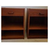 KFT124 - Pair of Matching Nightstands 