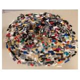 MMB028 Over 5 Pounds Of Lego’s
