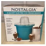 MMB127 Nostalgia 4-Quart Electric Ice Cream Maker New 
