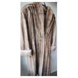 FTH307 - Vintage Full Length Milk Chocolate Mink Coat 