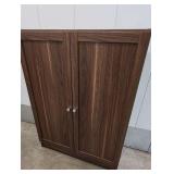 FTH323 - 2-Shelf Bookcase With Doors 