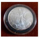 MDC084 One 2006 Walking Liberty American Eagle Silver Dollar Coin
