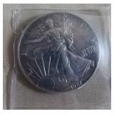 MDC088 One 1987 Walking Liberty American Eagle Silver Dollar Coin