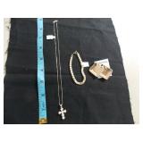 MDC140 Silver Necklace, Heart Link Bracelet and Square Earrings