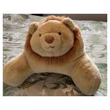 CIP080 - Lot of 2 Stuffed Animal Throws (1) Pink Dolphin (1) Lion 