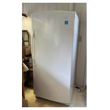 AAT001 Whirlpool Upright Freezer
