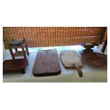 AAT021-Assortment Of Wood Decorative/Display And Chopping/Bread Boards