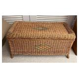 AAT023 Wicker Storage Chest 
