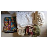 AAT031-Cool Collection Of Vintage Woven Throws, Blankets And Quilt