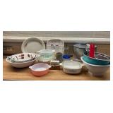 AAT062- Various Kitchen Goods Including Vintage Pyrex