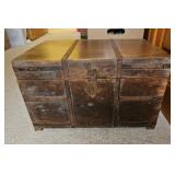 AAT063-Vintage Style Medium Sized Retangular Treasure Chest/Steamer Trunk