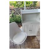 AAT087 - 2-Door Cabinet Bookshelf 