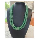 PTH019- Vintage Myrna Lee Chang Adventurine Necklace 