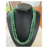 PTH021- Vintage Myrna Lee Chang (2) Strand Adventurine Necklace