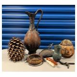 PTH324- Interesting Lot Of Decor