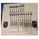 PTH344-Hampton Silversmiths Stainless Flatware W/Wine Tool Set