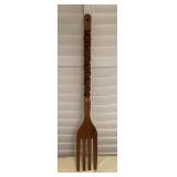 MCS186 Giant Carved Wooden Tiki Design Fork Wall Hanging