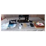 AHC003 Vintage Singer Sewing Machine