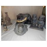 AHC007 Hand Carved Wood Animal Décor