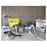 AHC038 Vita-Mix, Dehydrator & More Appliances