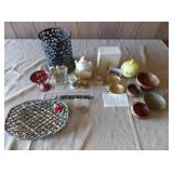 AHC048 Vintage Jewelry & Other Interesting Things