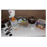 AHC113 Variety of Household Appliances