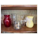 BEE014- Assorted Glass Vases 