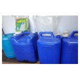 BEE040 - Water Containers