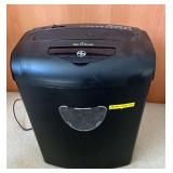 BEE048- Woolsche Paper Shredder